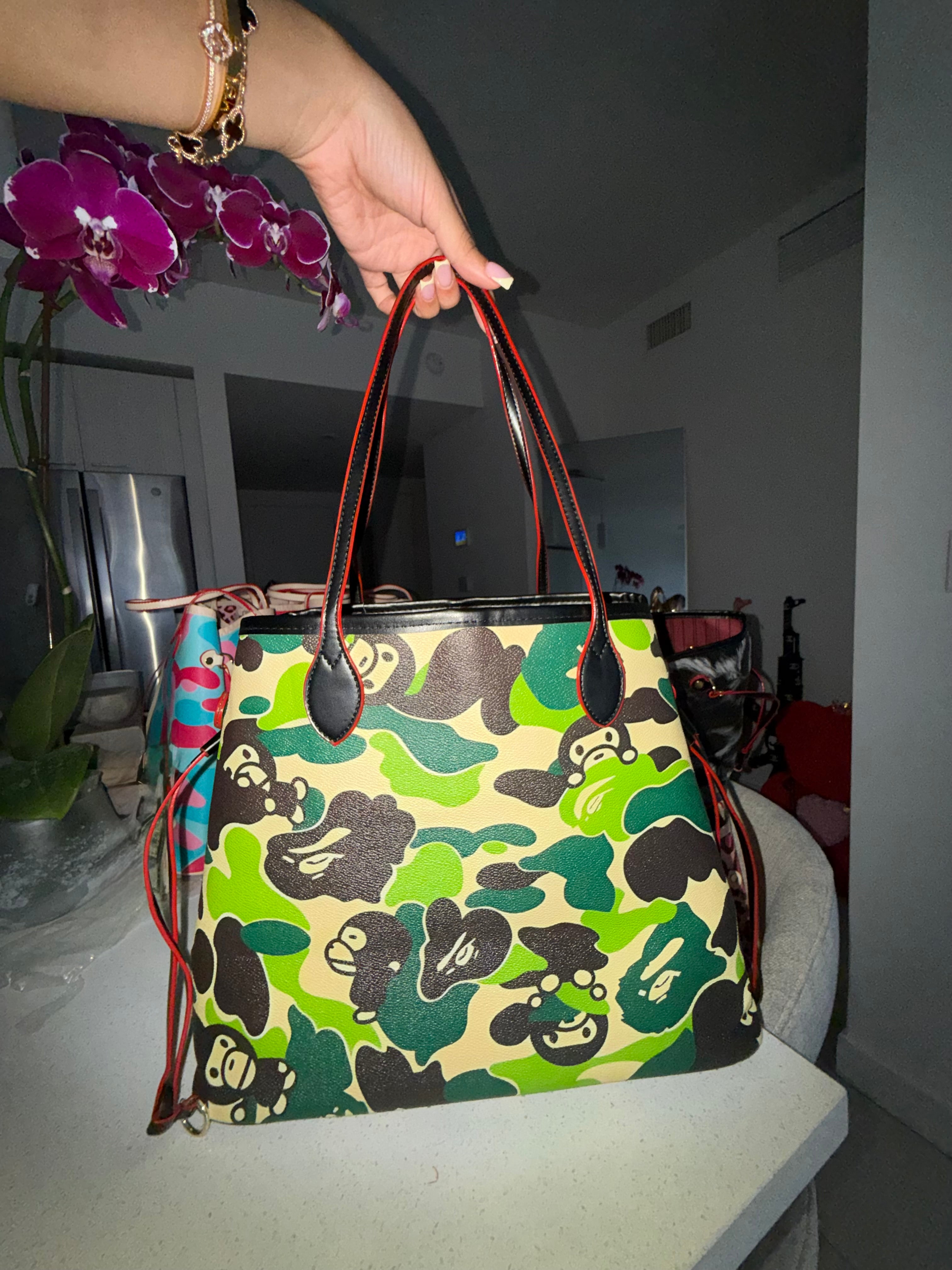GREEN TOTE BAG